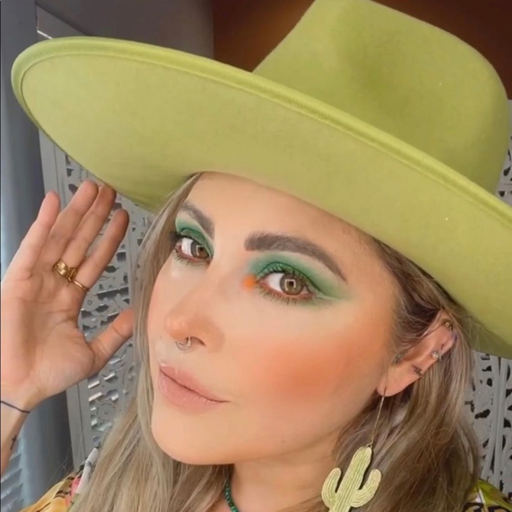 Lack of color hat